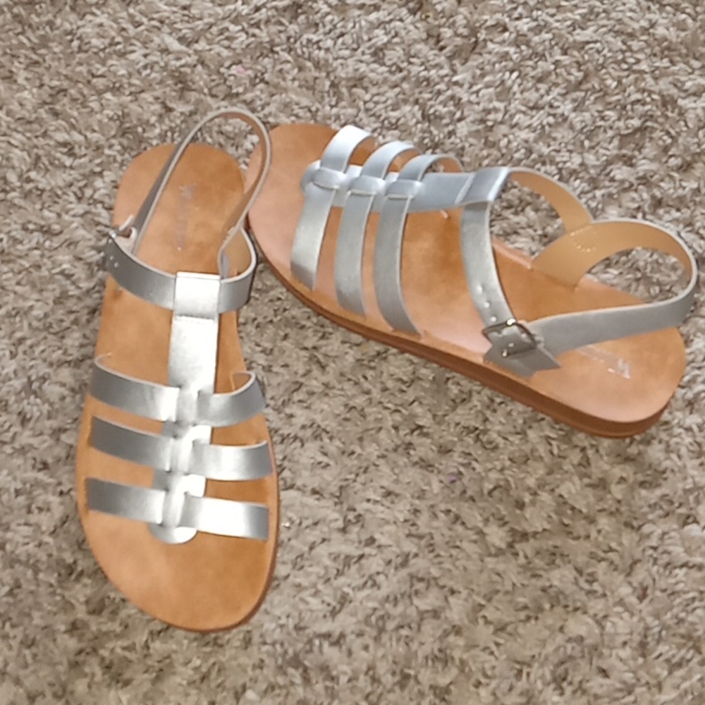 💕Wanted Athena style Sandals